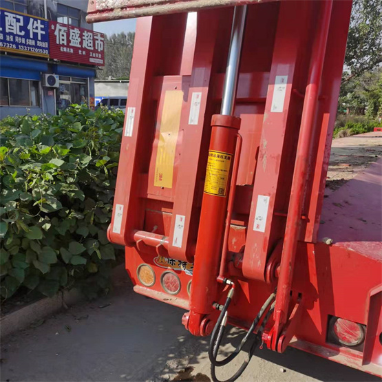 液壓爬梯